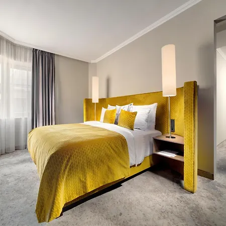 Hotel Mamaison Chain Bridge 4*