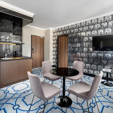 Mamaison Chain Bridge Hotel Budapest