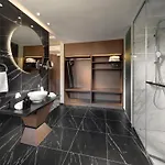 Mamaison Chain Bridge 4* Будапешт