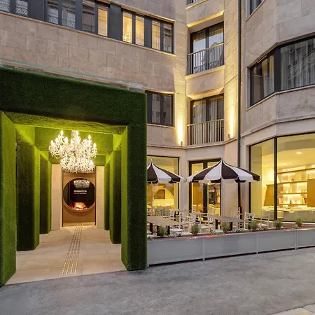 Mamaison Chain Bridge 4*