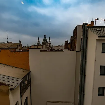 Mamaison Chain Bridge 4*