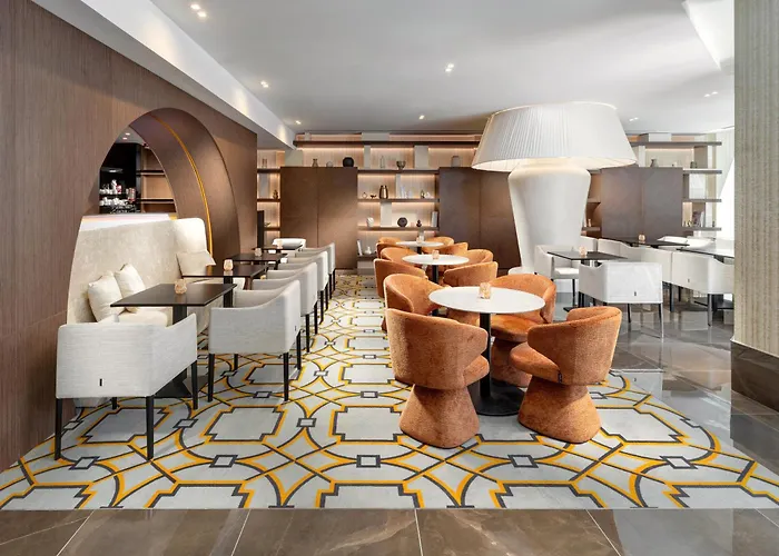 Mamaison Chain Bridge