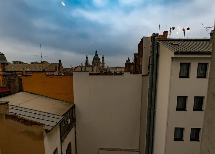 Mamaison Chain Bridge 4*